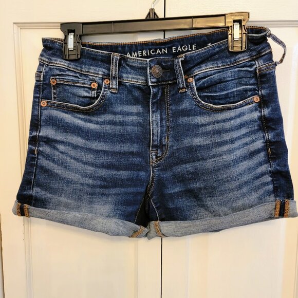 American Eagle Super Stretch Midi Shorts Ladies Size 8 - Picture 3 of 5